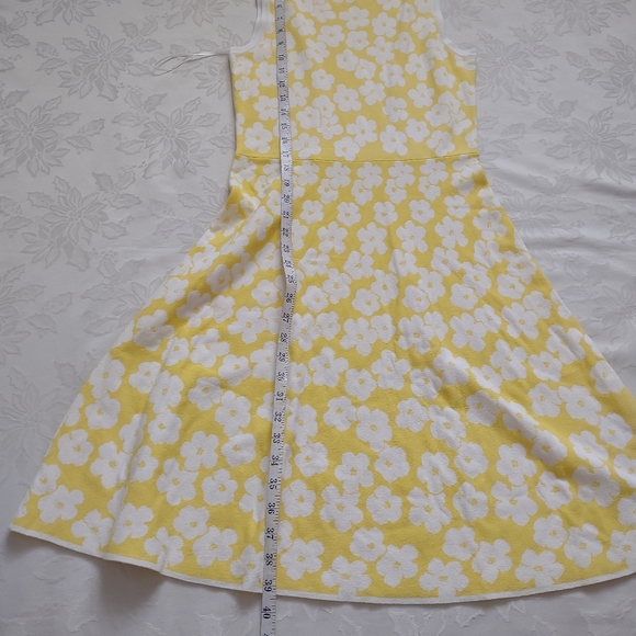 Etcetera yellow white daisies floral knit jacquard flare sweater dress - Picture 4 of 8